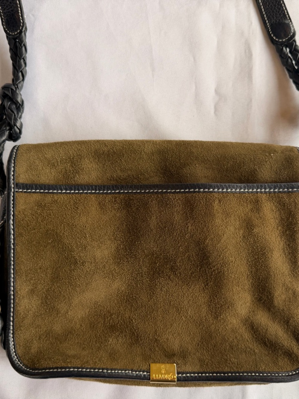 Vintage Lladro Dark Green Suede Purse with Braided Black Leather Detail - Picture 8 of 16